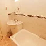 Διαμέρισμα Flat 17 Greta Grove