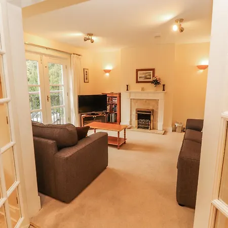 Flat 17 Greta Grove